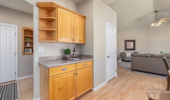 5049 N Brookmeadow Way, Boise, ID 83713