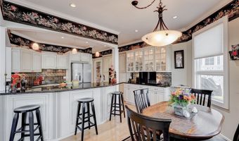 3836 Heron Watch Dr, Akron, OH 44319