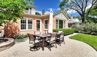441 S Belmont Ave, Arlington Heights, IL 60005