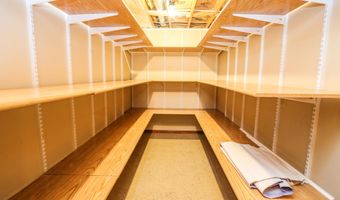 2107 SE Crystal Ave, Aberdeen, SD 57401