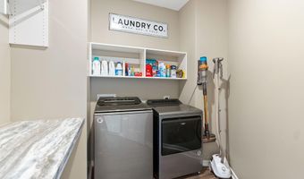 2016 Fairway Dr, Auburn, IN 46706