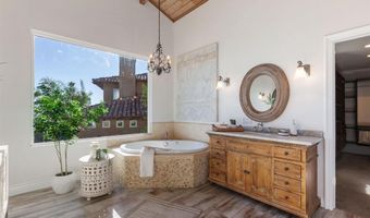 6817 Vianda Ct Ct, Carlsbad, CA 92009