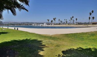 3991 Crown Point Dr P13, San Diego, CA 92109