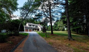 39 Sumner Brown Rd, Cumberland, RI 02864