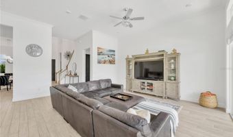 832 MANNS HARBOR Dr, Apollo Beach, FL 33572