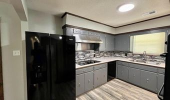 4 Chamblee Cir, Batesville, AR 72501