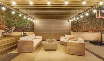 2610 Garden House Rd, Carlsbad, CA 92009