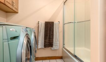 20 Peabody Dr, Brentwood, NH 03833