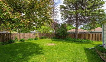 2406 S FOUNTAIN Ave, Appleton, WI 54915