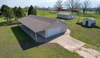 654 Highway T, Aldrich, MO 65601