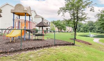 447 W LONGLEAF Dr 301, Auburn, AL 36832