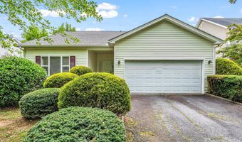 6 Scottish Cir, Asheville, NC 28803