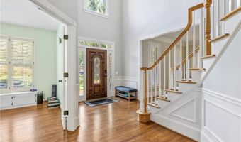 3095 Walnut Creek Dr, Alpharetta, GA 30005