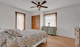 247 W Mechanic St, Bloomfield, IN 47424