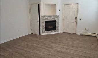 2 Chapel Ln, Lincoln, RI 02865