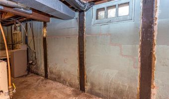 1318 Irving St, Alexandria, MN 56308