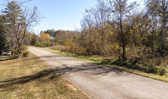 8069 OLD STAGE Rd, Adamsville, TN 38310