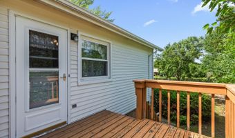 214 W Hintz Rd, Arlington Heights, IL 60004