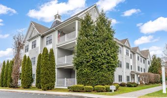 332 Still Water Cir 332, Brookfield, CT 06804