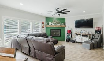 600 Hiram Dr, Bauxite, AR 72011