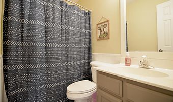 1230 E Cross Creek Cv, Hernando, MS 38632