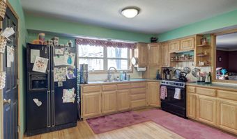 8063 SE Strawberry Ln, Galena, KS 66739