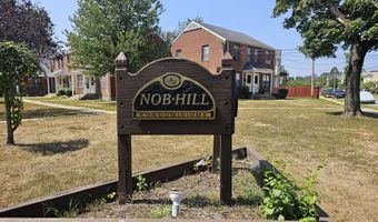39 Nob Hill Cir B, Bridgeport, CT 06610