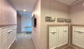 737 SWANN Ave 308, Alexandria, VA 22301