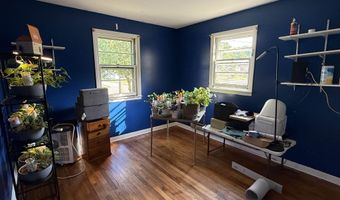 20 Tracy Dr, Burlington, VT 05408