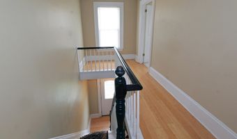 60 West St, Bangor, ME 04401