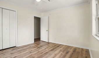 805 Bouslog St, Bay St. Louis, MS 39520