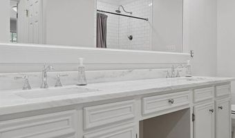 2514 Pheasant Dr, Albany, GA 31721