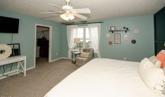 4580 Lakeshore Dr, Bean Station, TN 37708