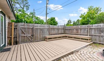 92 W 13TH St, Atlantic Beach, FL 32233
