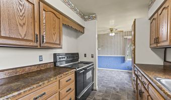 5832 Norcroft Dr, Indianapolis, IN 46221