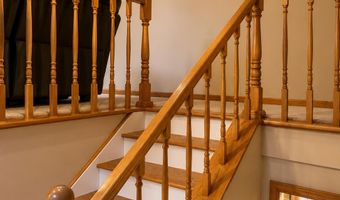 5 Michael Dr, Baileyville, ME 04694
