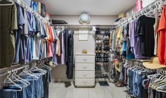 516 Hunter Dr, Alamo, TX 78516