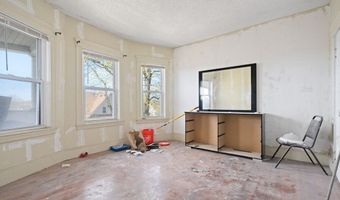 12 Spencer St, Boston, MA 02124