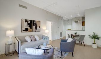 1201 N GARFIELD St 202, Arlington, VA 22201