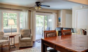 408 Clubhouse Dr, Banner Elk, NC 28604