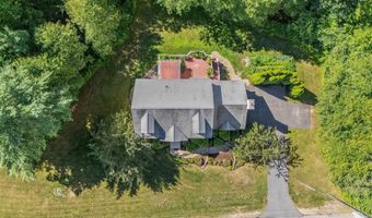 95 Lady Slipper Ln, Chester, NH 03036