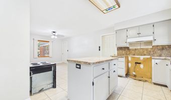 1727 Oakwood Dr, Anderson, IN 46011