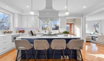 2 Draper Ave 2, Arlington, MA 02474