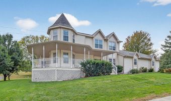 2400 Ridgetop Cir, Ames, IA 50014