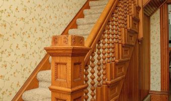 918 1st Ave, Ackley, IA 50601