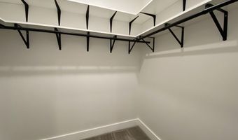 16 Trinton Ave, Bedford, IN 47421