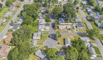 37 Tarinelli Cir, Bridgeport, CT 06606