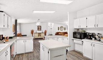 10890 NE 102ND Pl, Archer, FL 32618