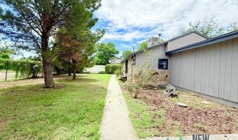 2203 Utah St, Carlsbad, NM 88220