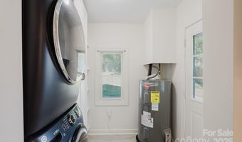 1726 Medford Dr, Charlotte, NC 28205